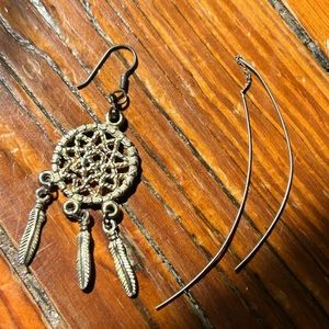 Mismatched Dream Catcher and Pull Through Earring